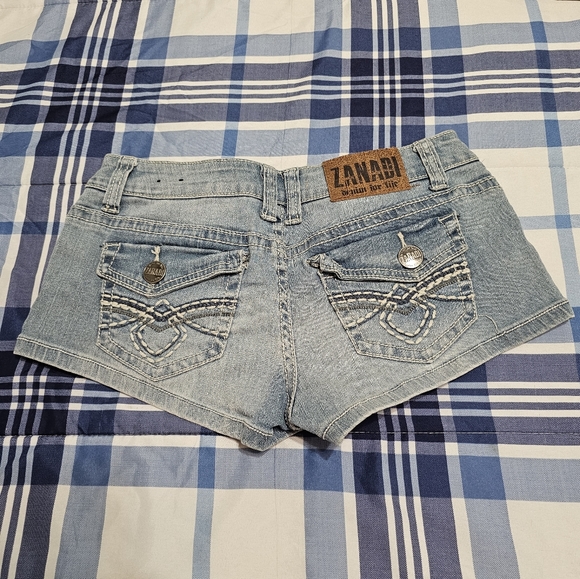 Zanadi Denim Short Size 5 - Picture 2 of 5